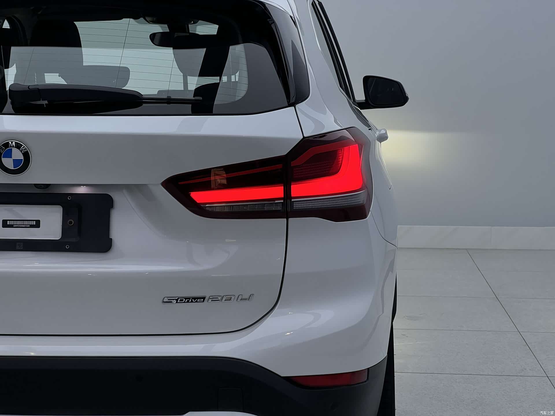 BMW X1, 2022 все фото