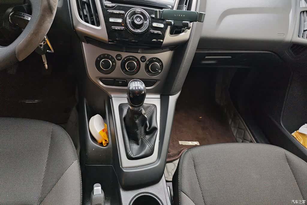 Ford Focus, 2014 16