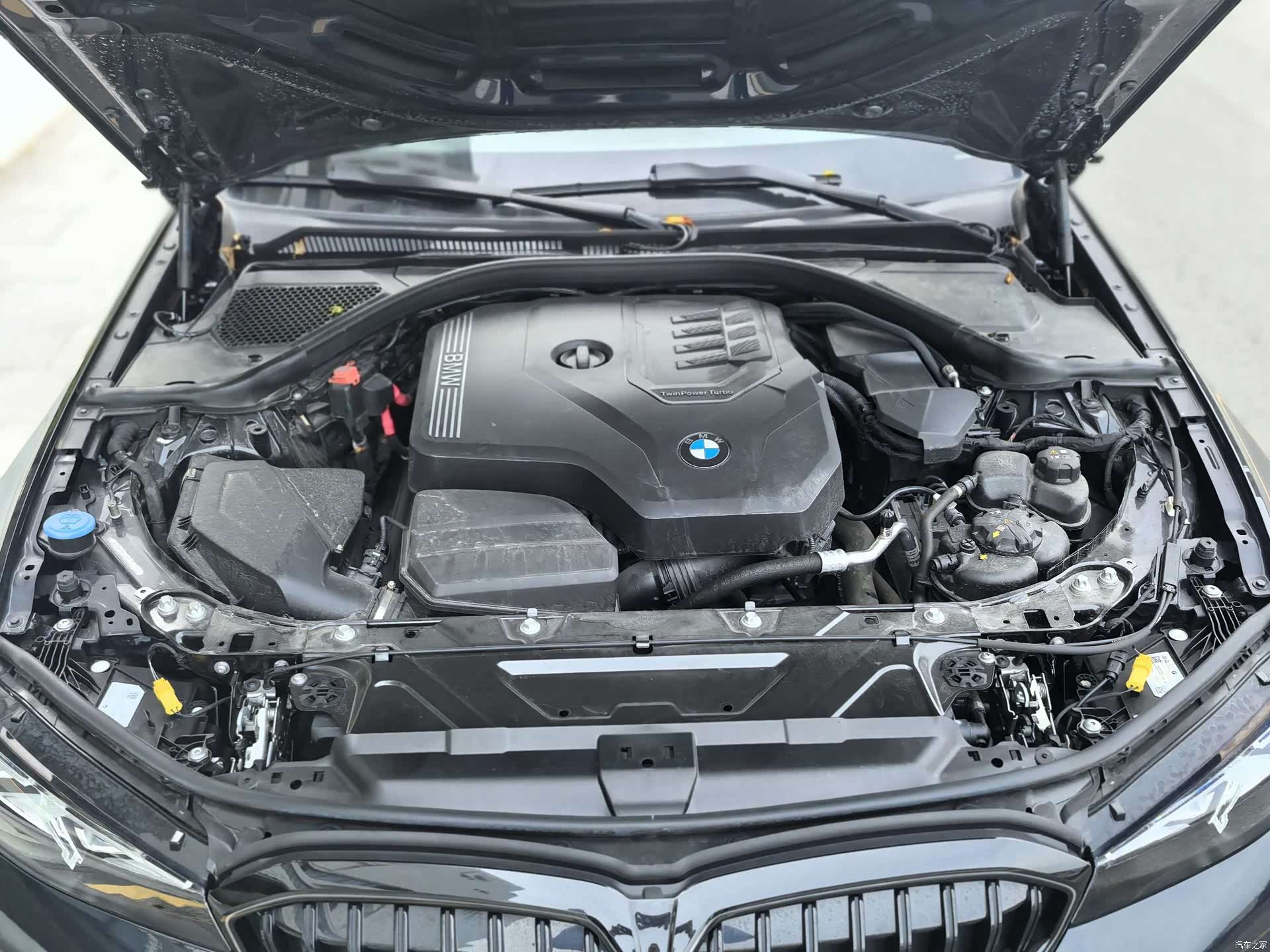 BMW 3 Series, 2024 12