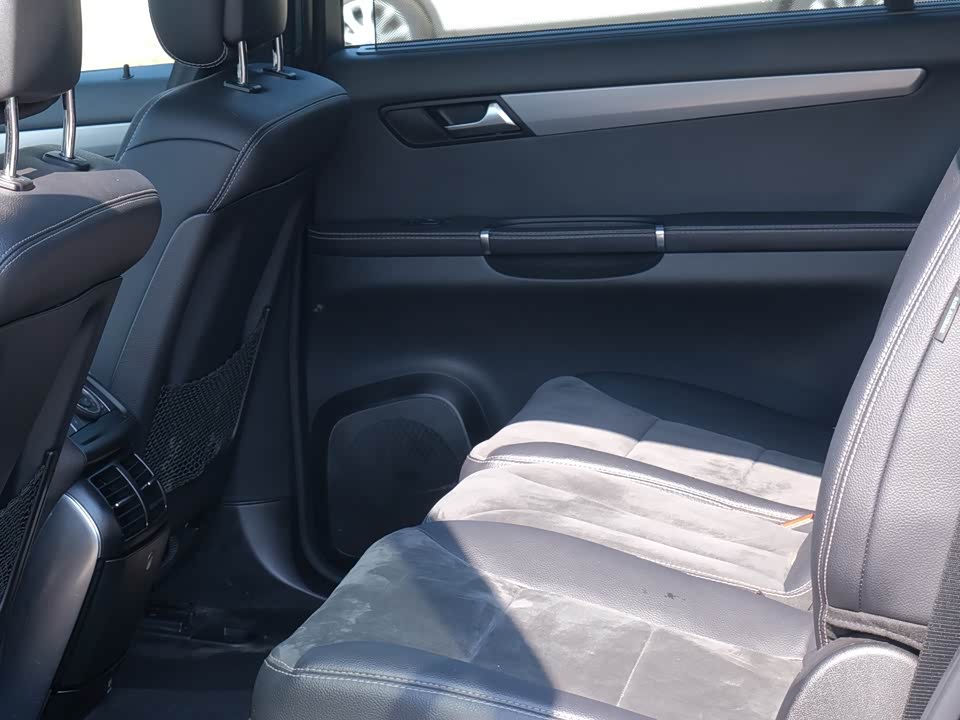 Mercedes-Benz R-class