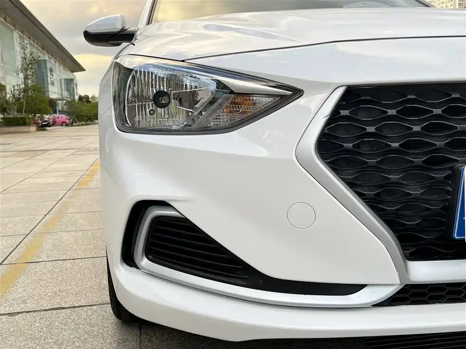 Hyundai Yuedong