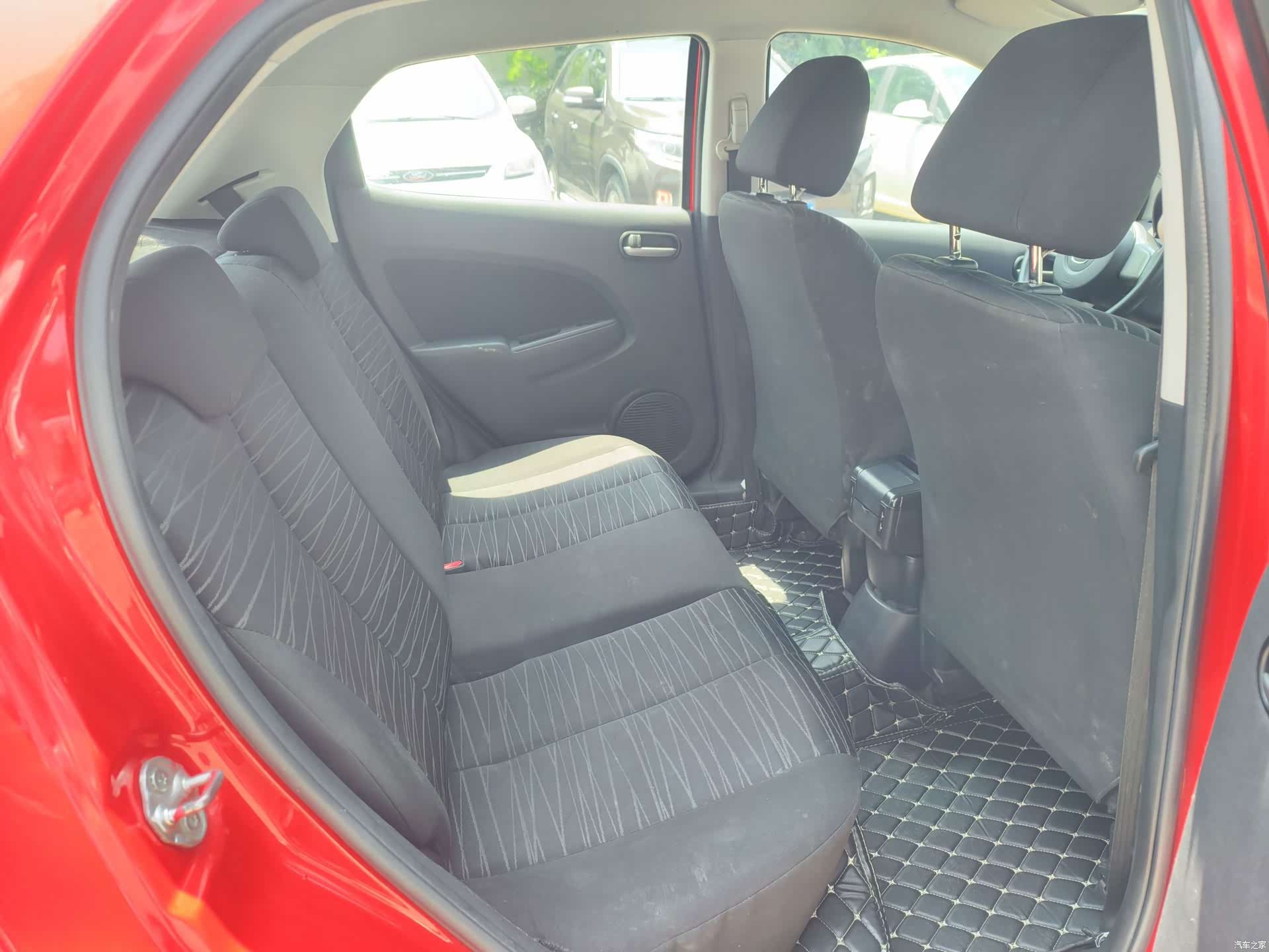 Mazda 2, 2013 9