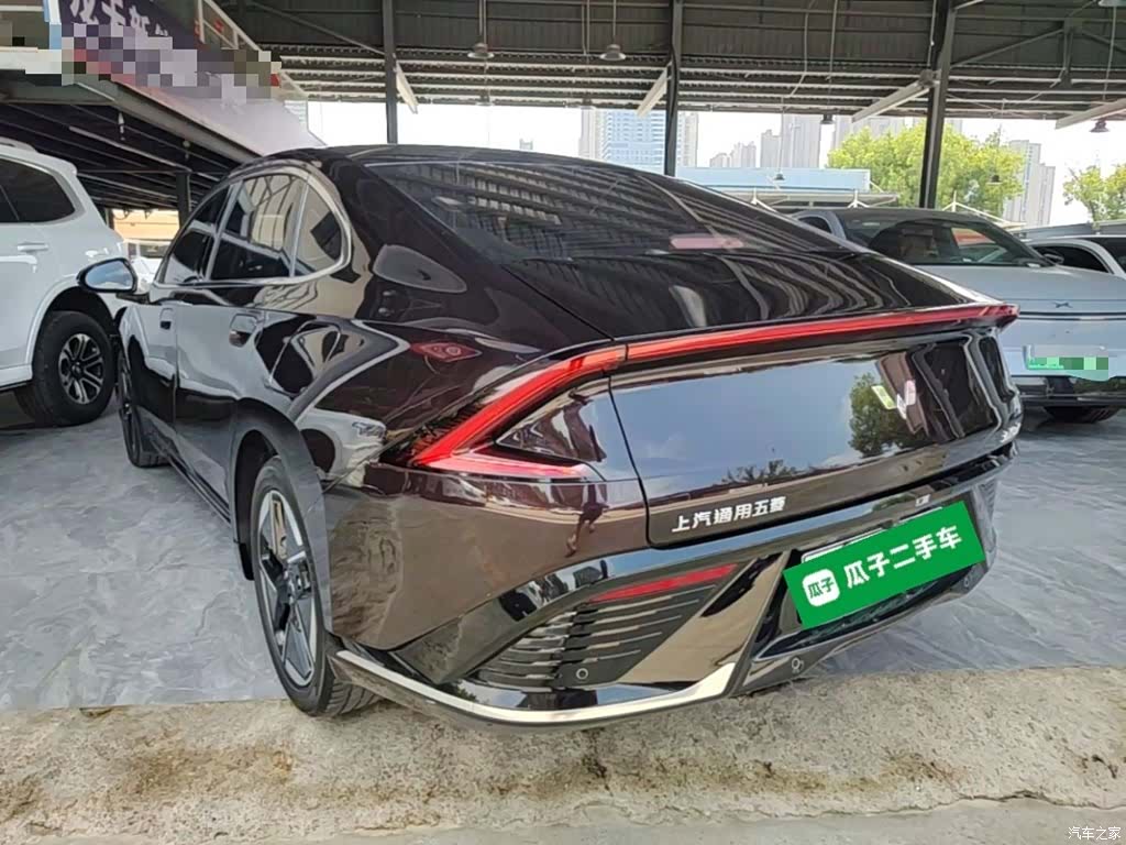 Wuling Starlight, 2024 все фото