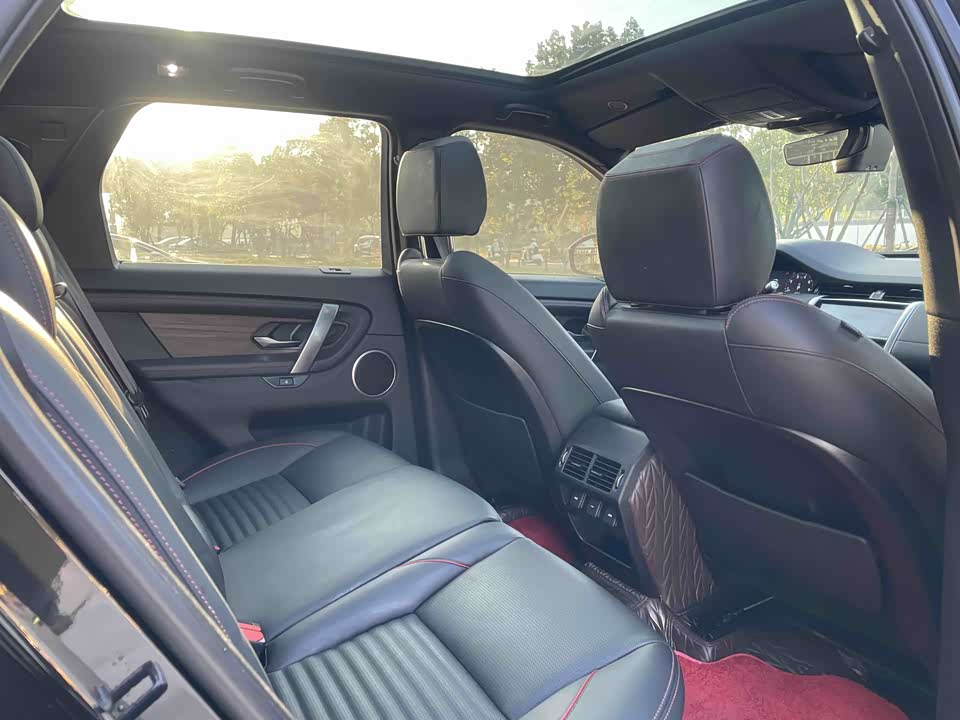 Land Rover Discover sports