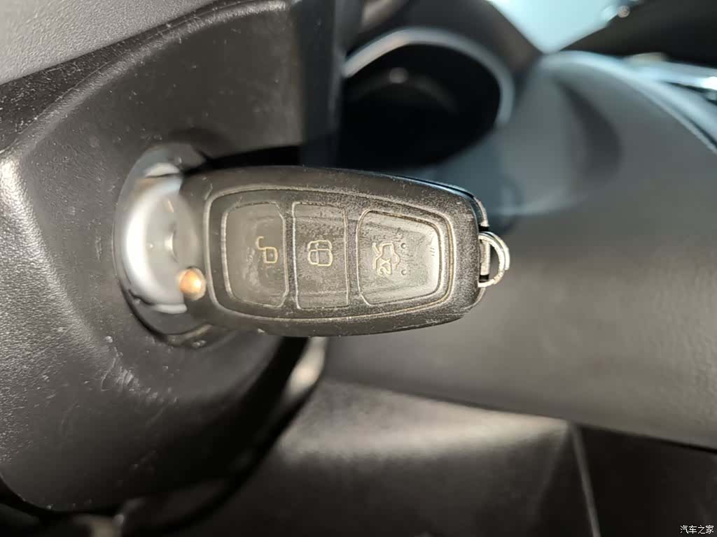 Ford Focus, 2016 9
