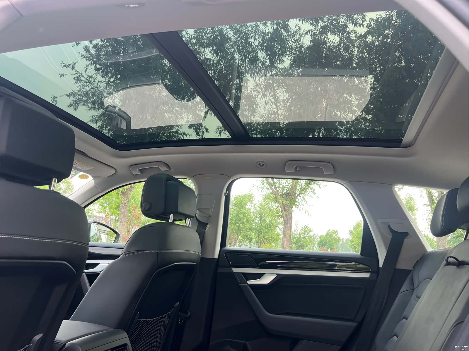 Volkswagen Touareg, 2019 21