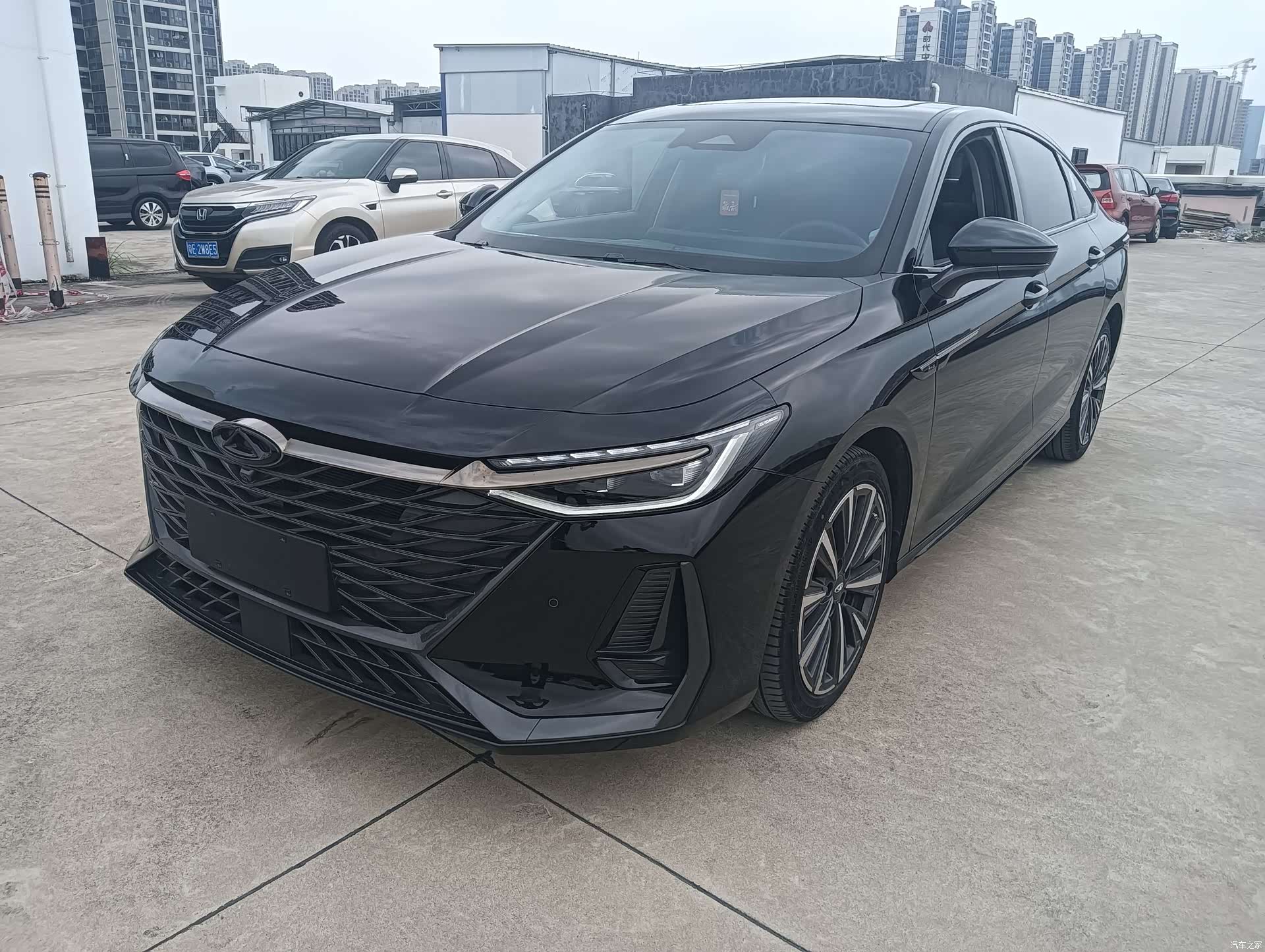 Chery Arrizo 8, 2024 1