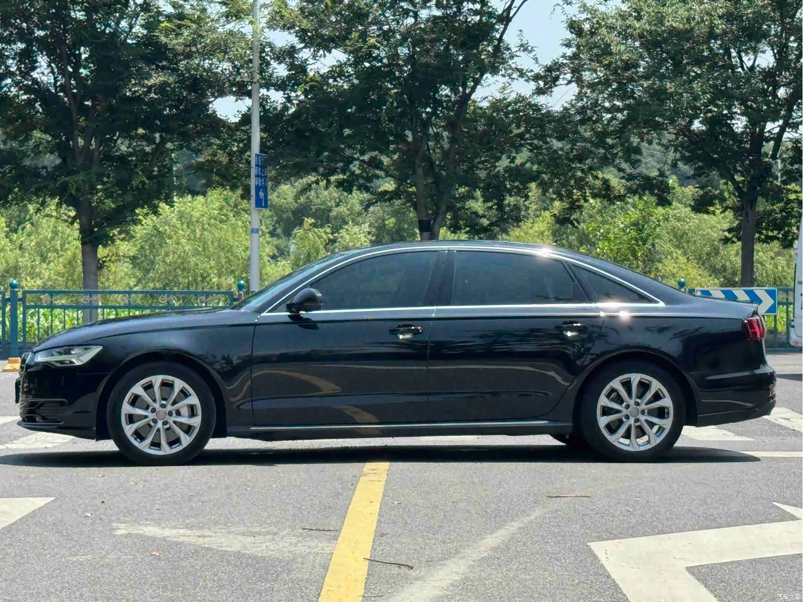 Audi A6L, 2016 3