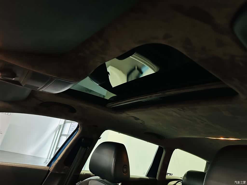 Volkswagen Passat, 2011 11