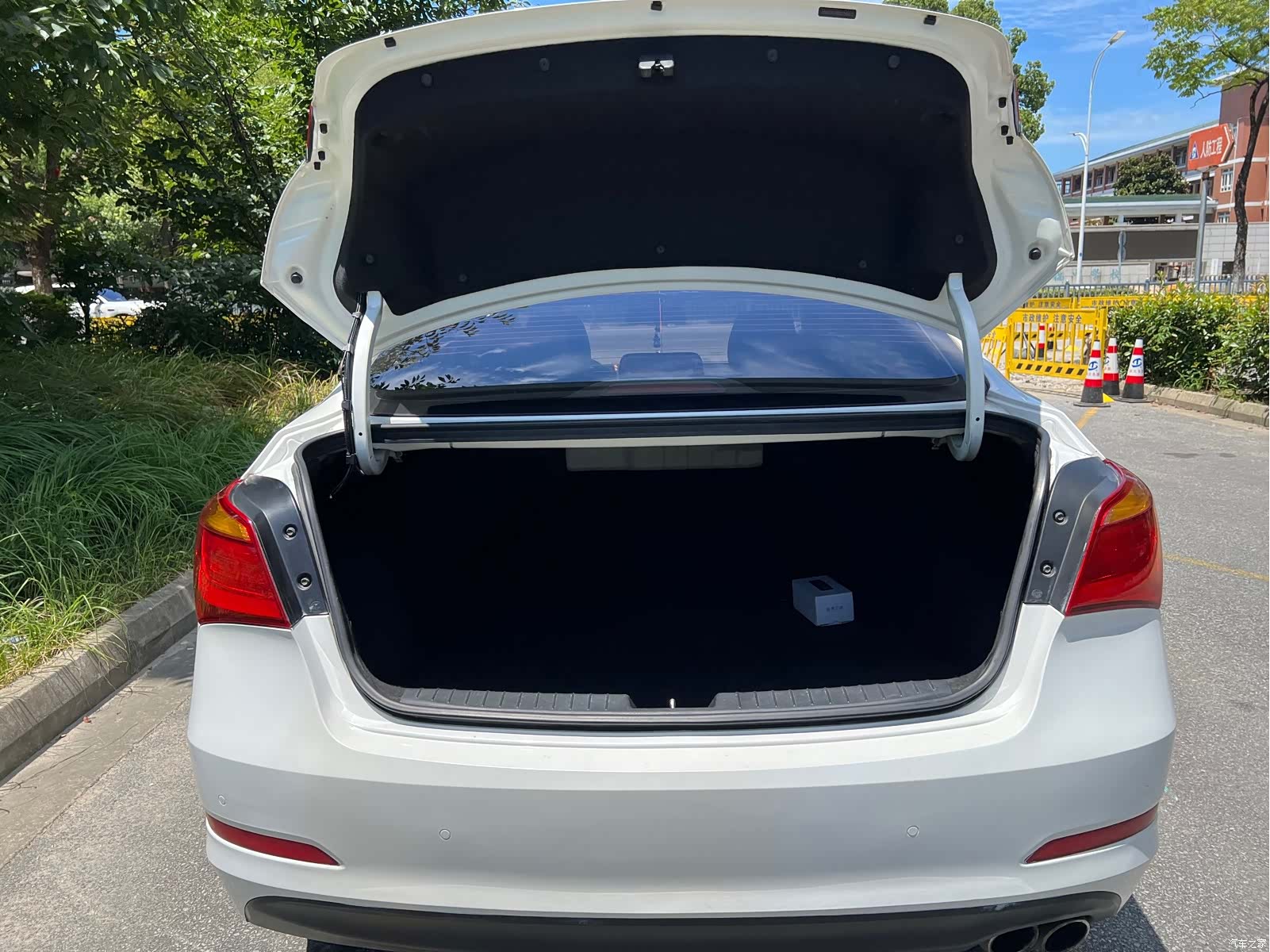 Hyundai GLS, 2017 16