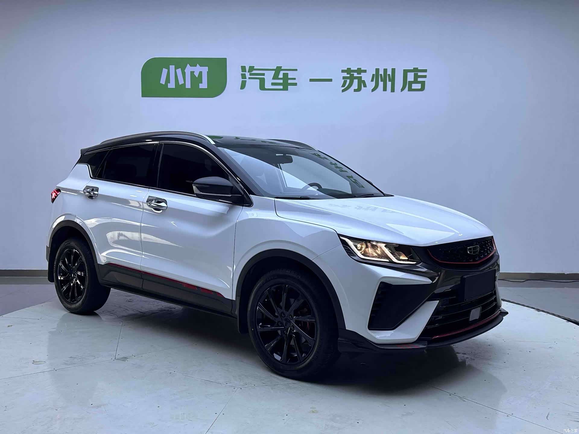 Geely Coolray, 2022 3