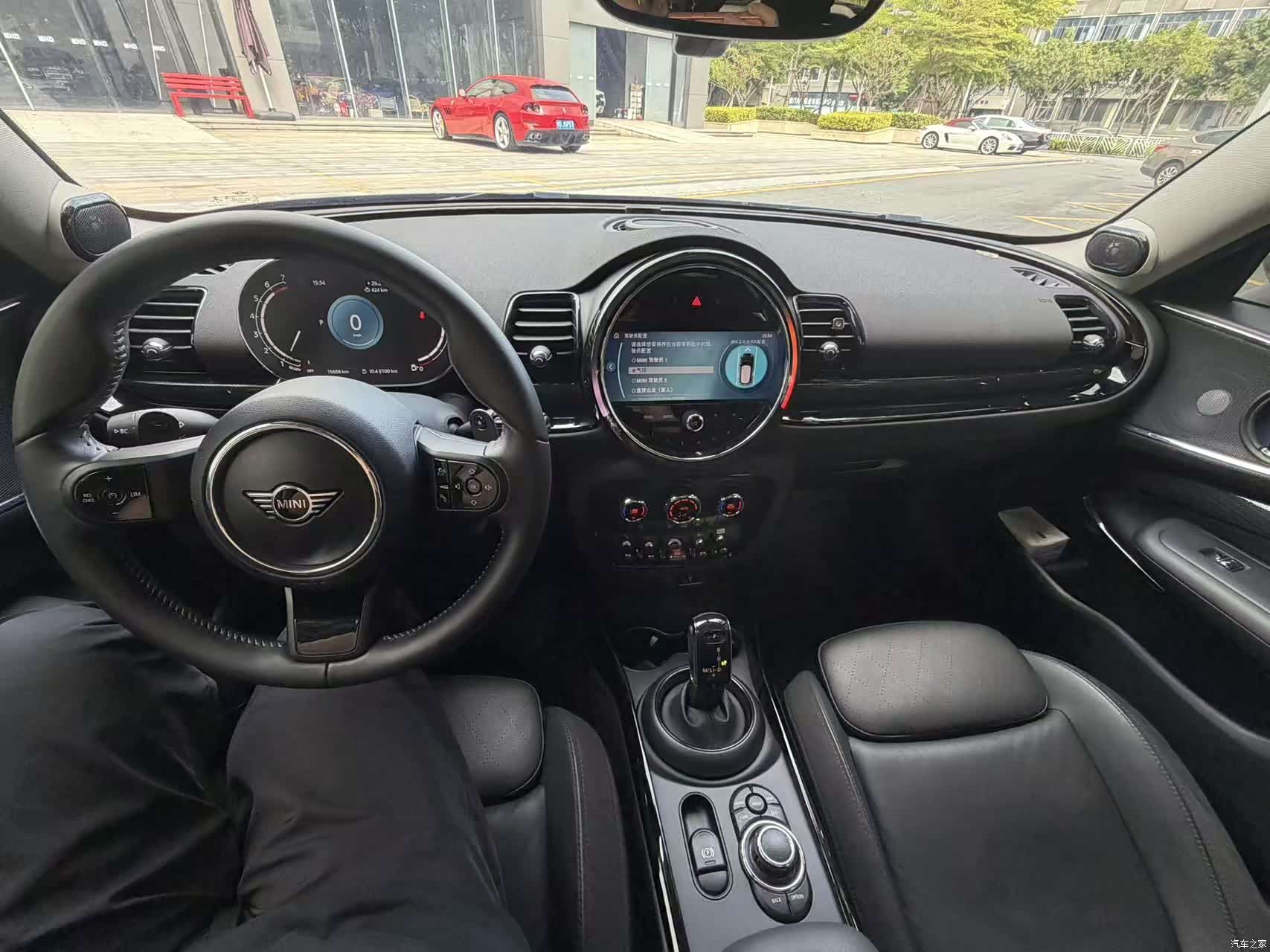 Mini Clubman, 2022 все фото