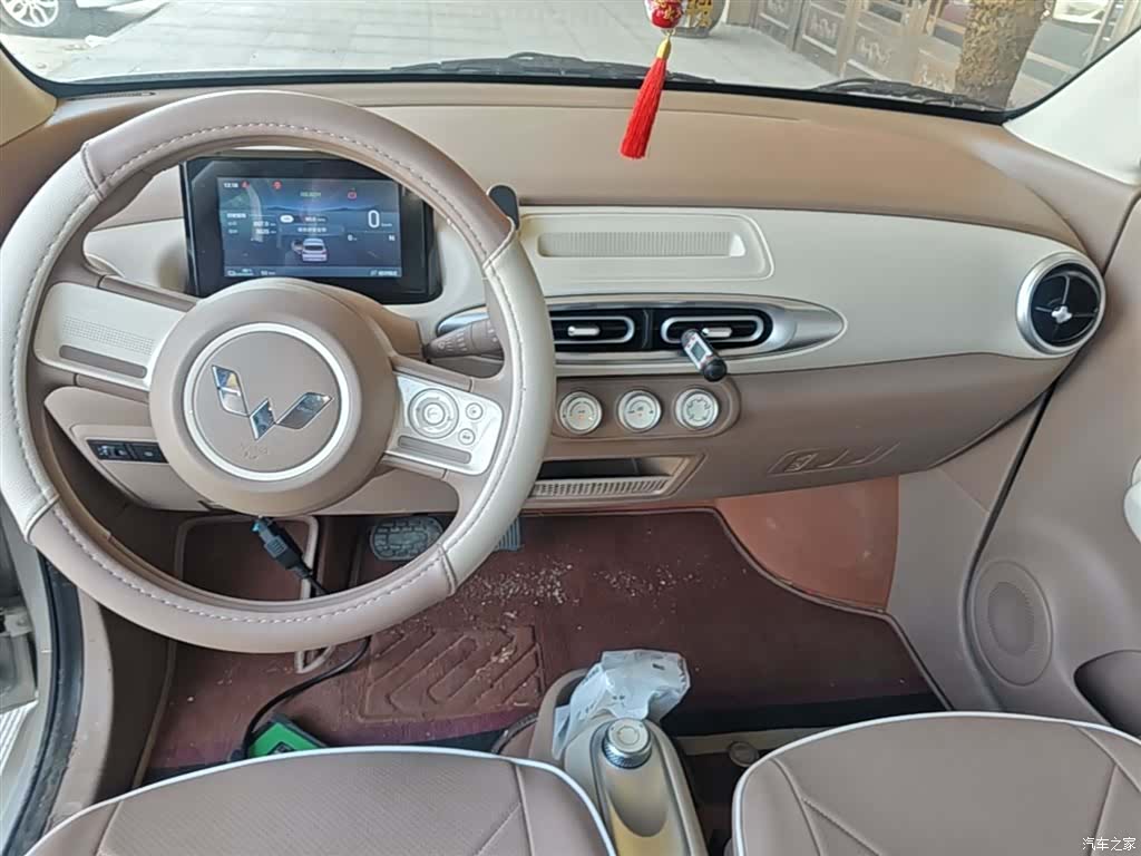 Wuling MINIEV, 2025 10