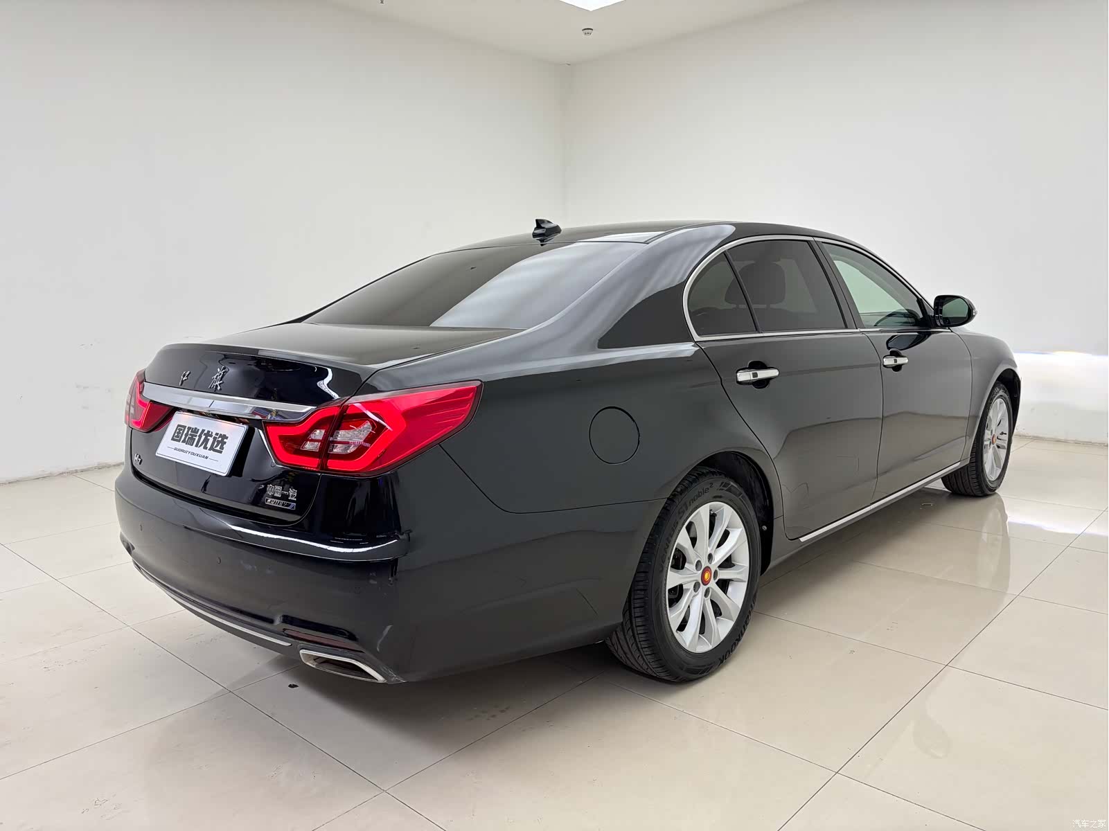 Hongqi H7, 2016 4