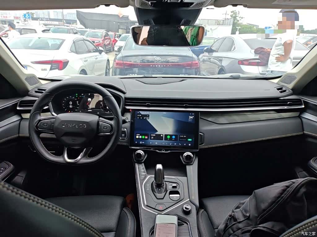 Lynk & Co 01, 2023 10