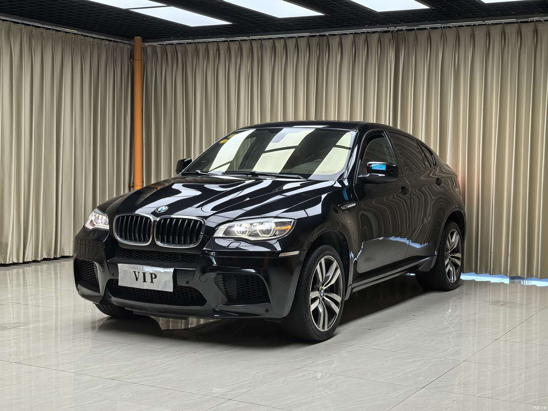 BMW X6, 2014 1