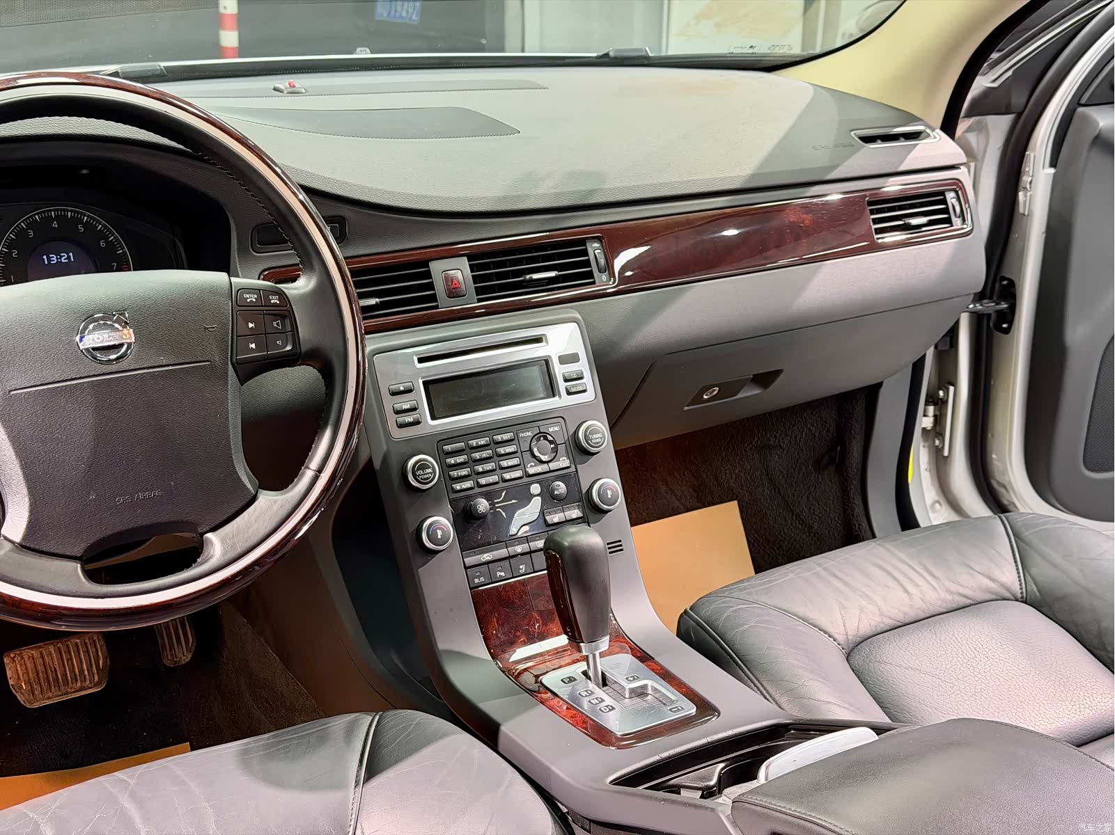 Volvo S80, 2009 13