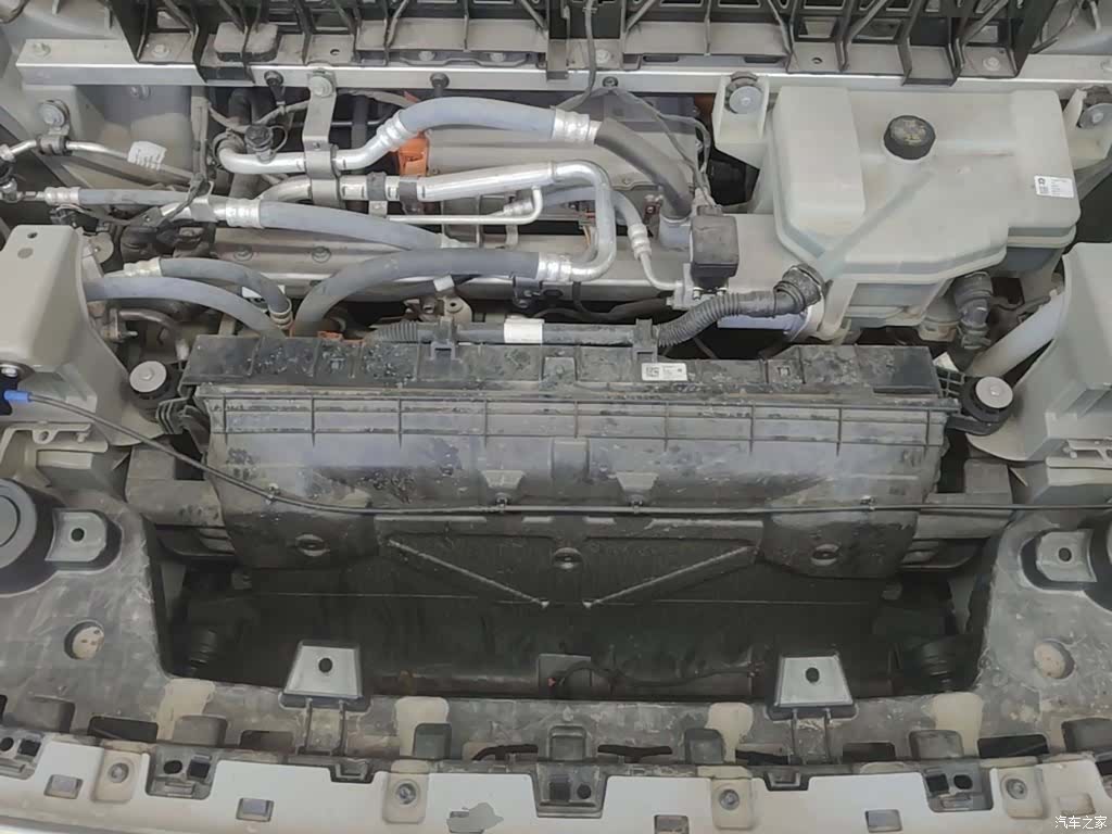 NIO ES6, 2024 20
