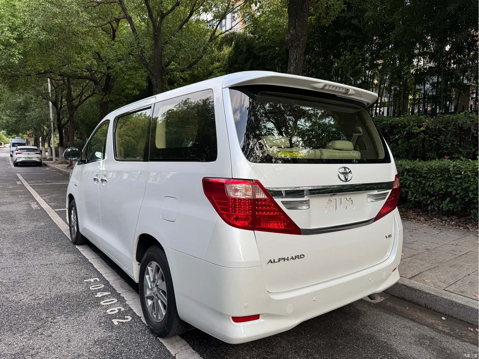 Toyota Alphard, 2016 4
