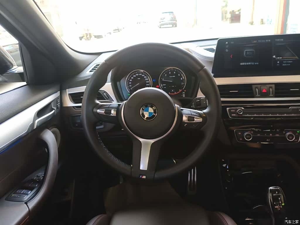 BMW X2, 2022 11
