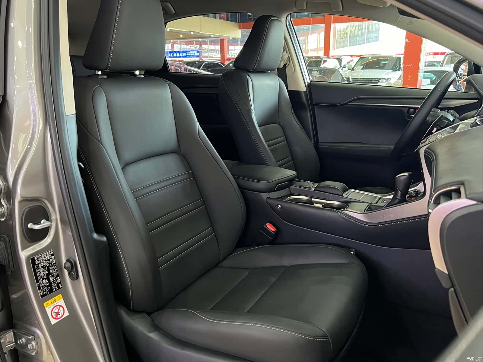 Lexus NX, 2018 14
