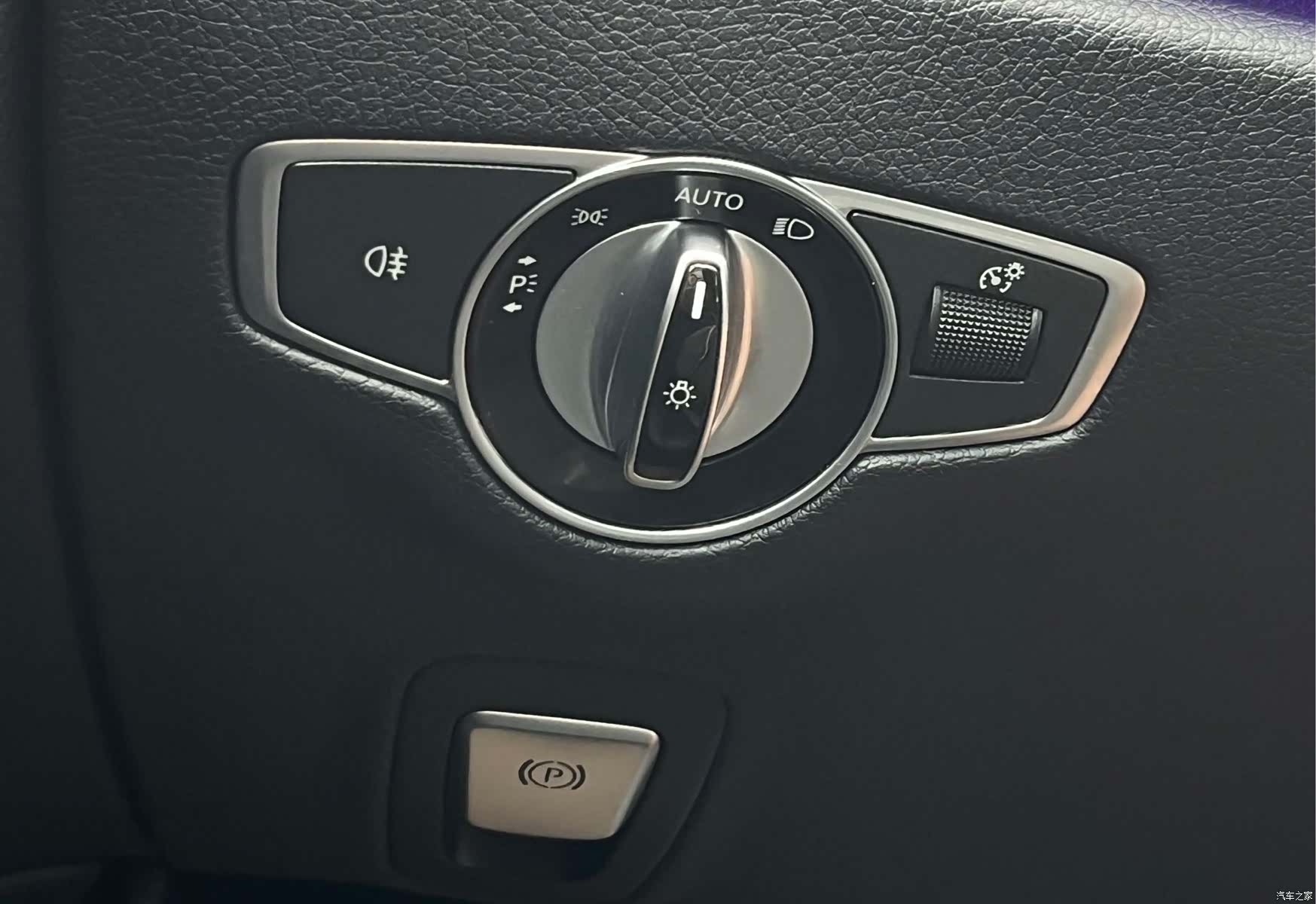 Mercedes-Benz E-Class, 2016 19