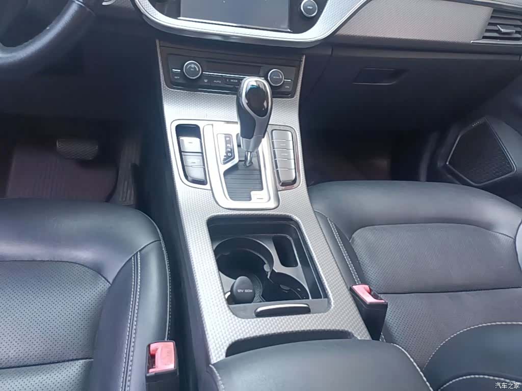 Geely Emgrand, 2017 14