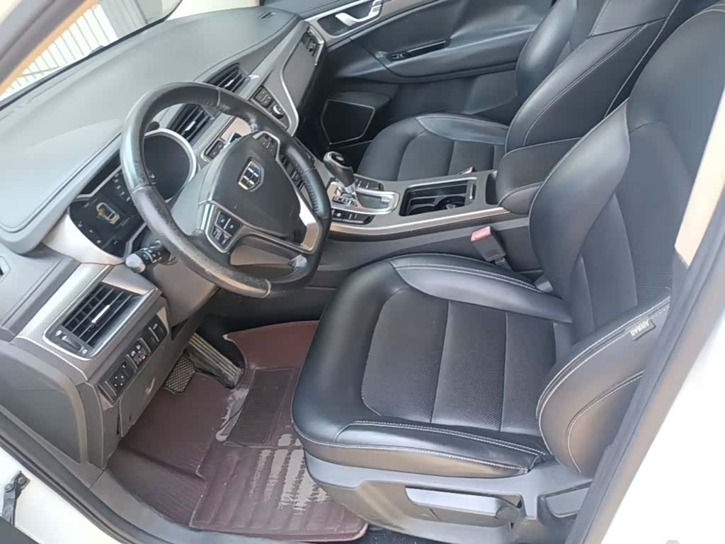 Geely Emgrand, 2017 15