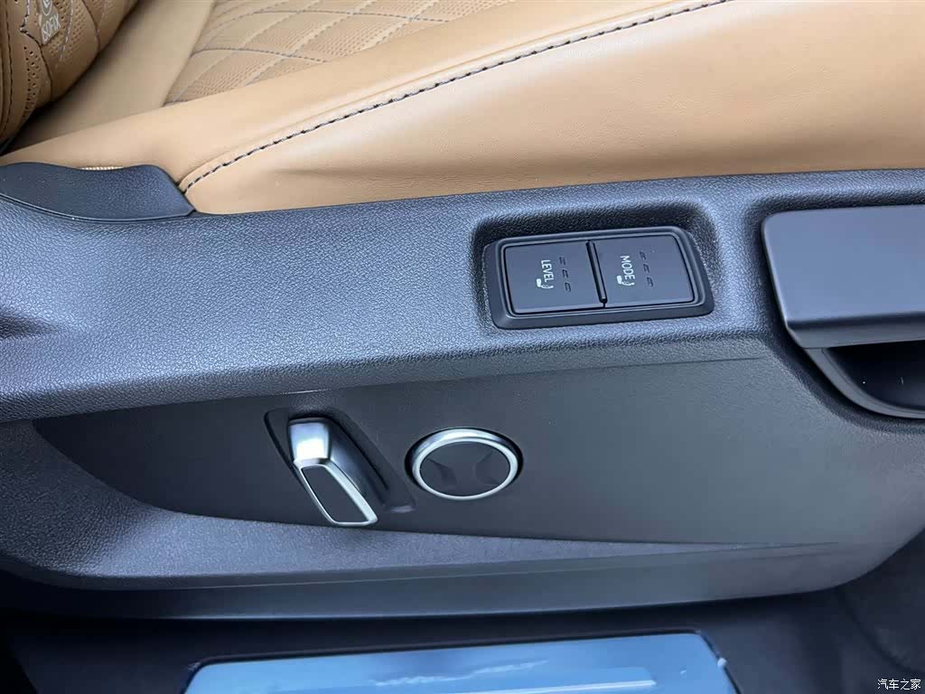 Audi Q6, 2024 27