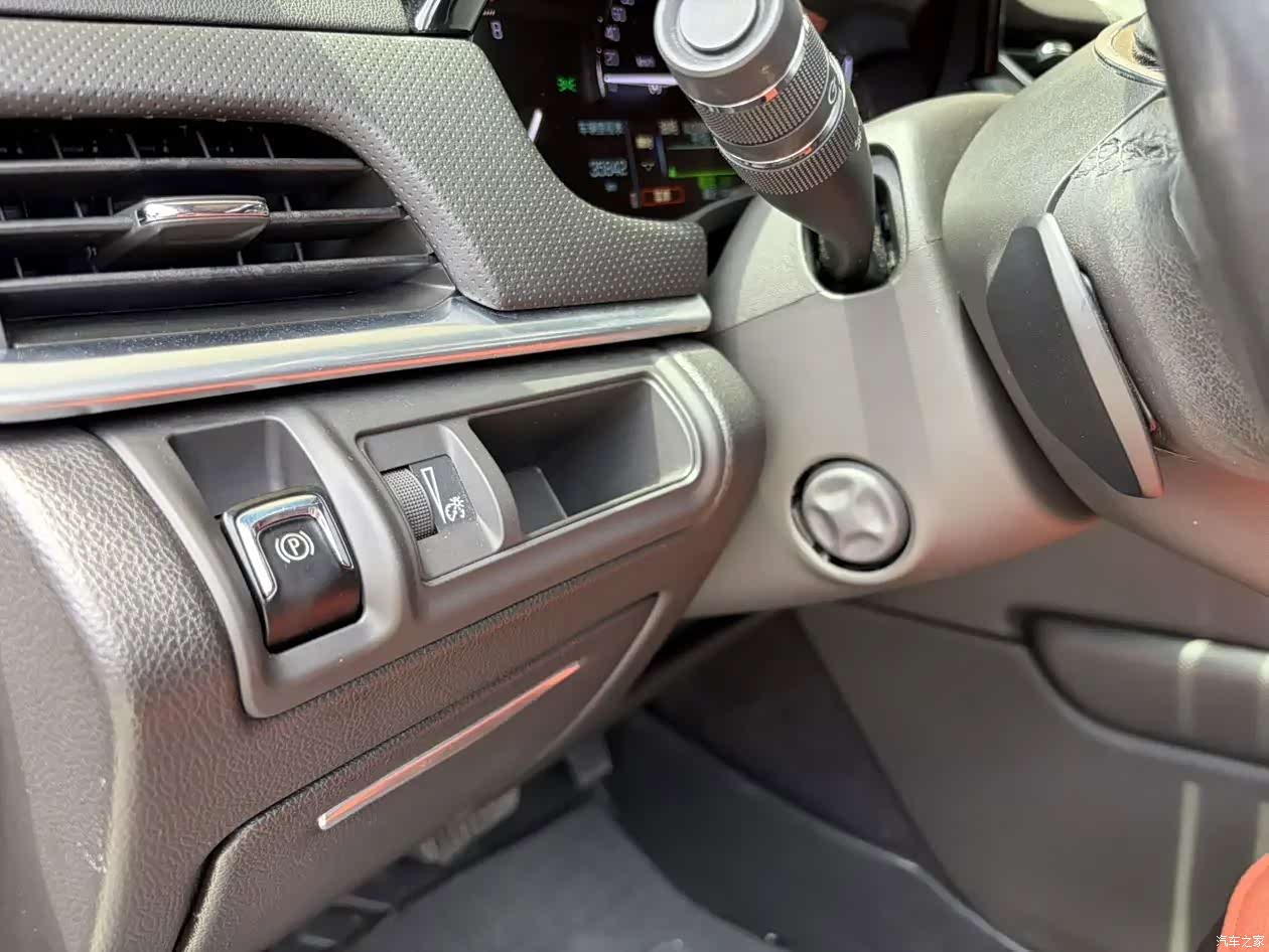 Cadillac XTS, 2019 11
