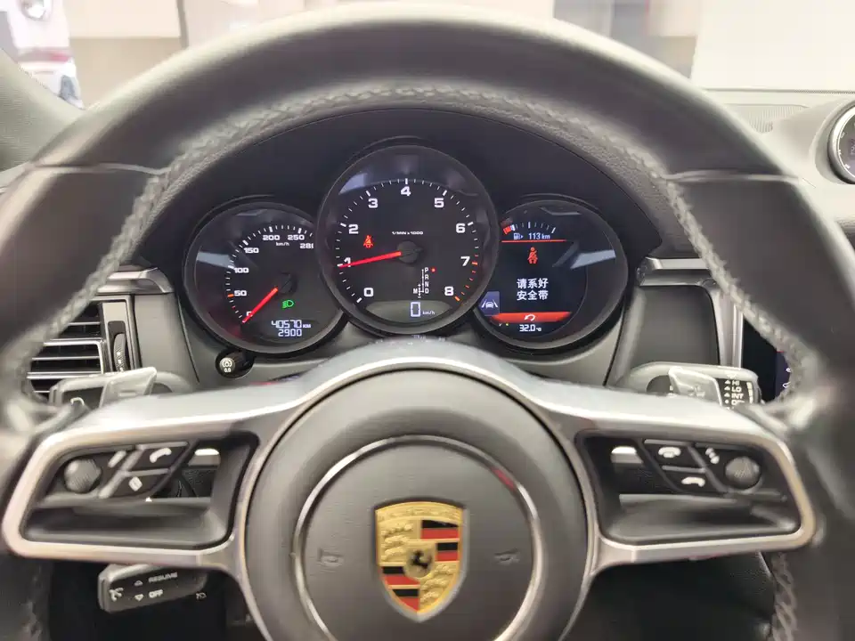 Porsche Macan
