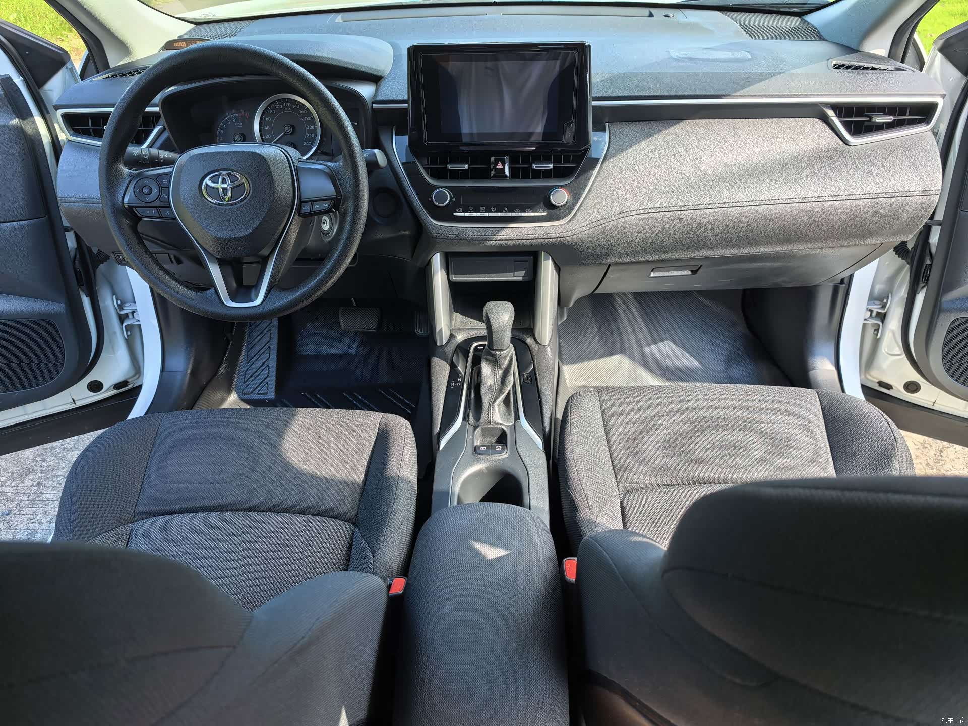 Toyota Frontlander, 2022 8