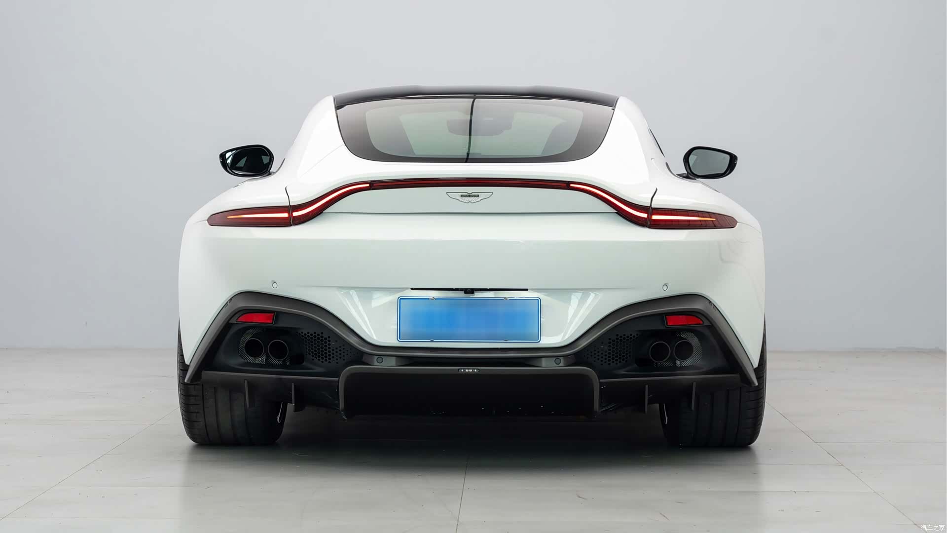 Aston Martin Vantage, 2022 13