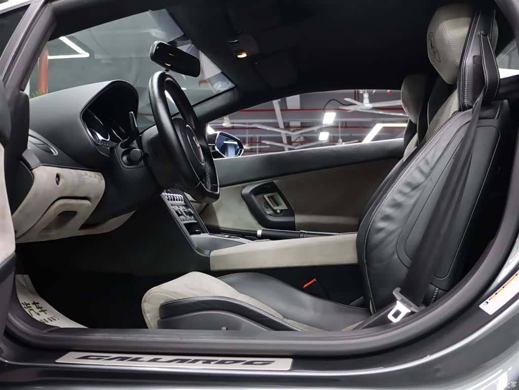 Gallardo LP560, 2014 7