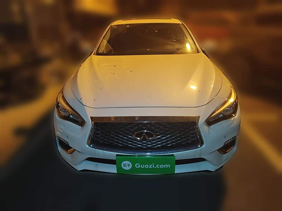 Infiniti Q50L