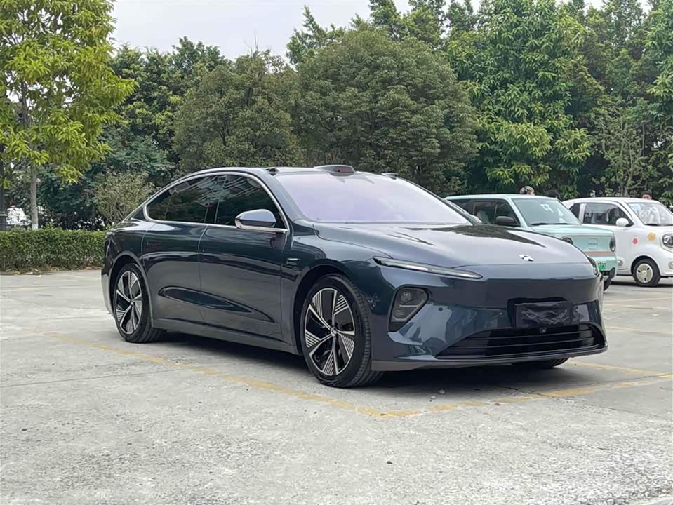 NIO ET7