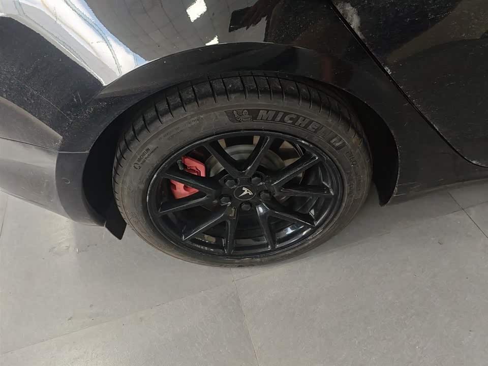 Tesla Model 3 Tesla Model 3