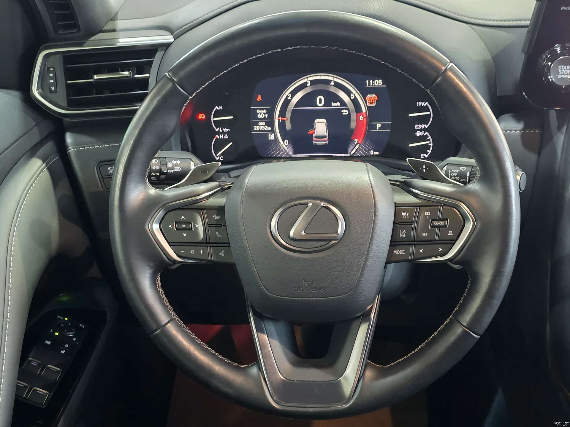 Lexus LX, 2023 14