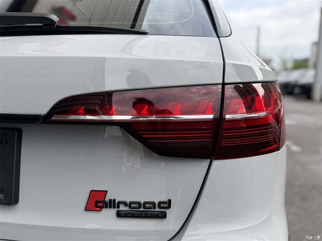 Audi A4, 2023 13