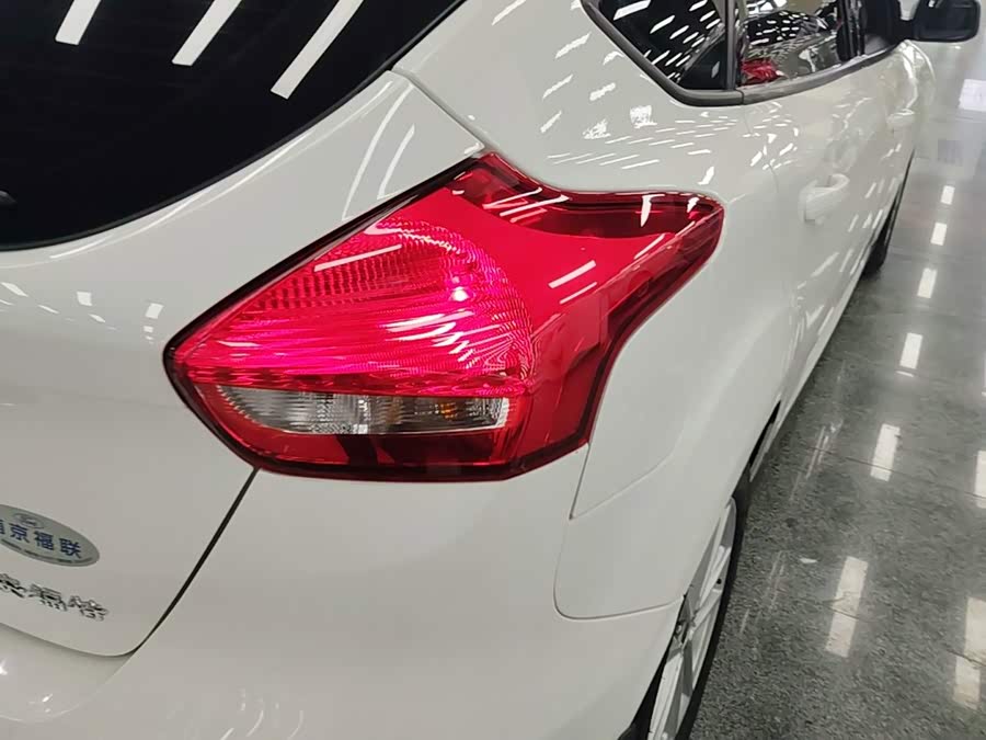 Ford Focus 2018, фото 8