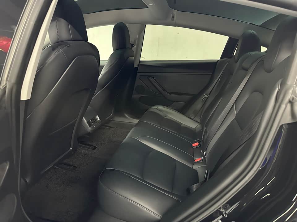 Tesla Model 3 Tesla Model 3
