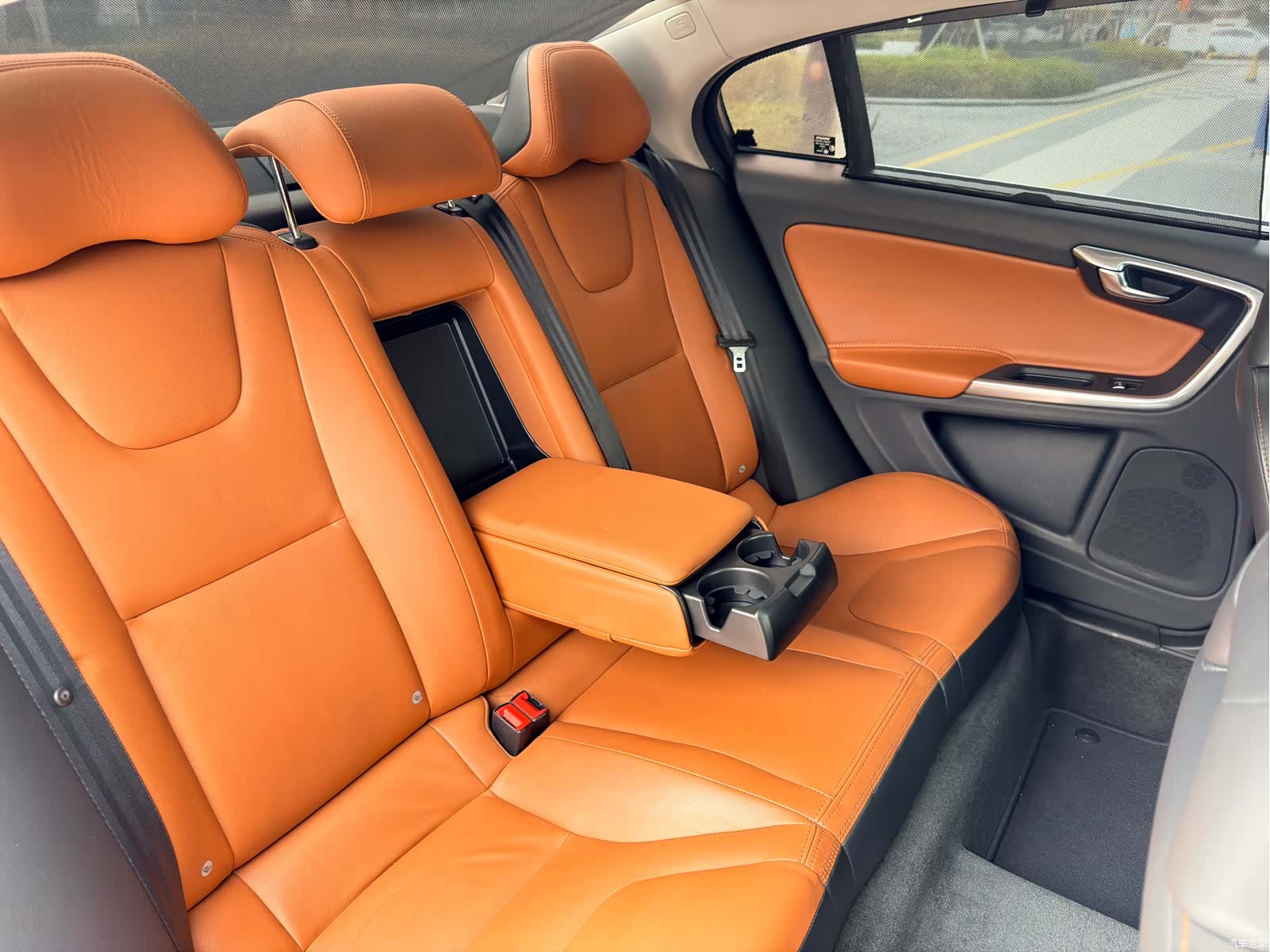 Volvo S60, 2016 11