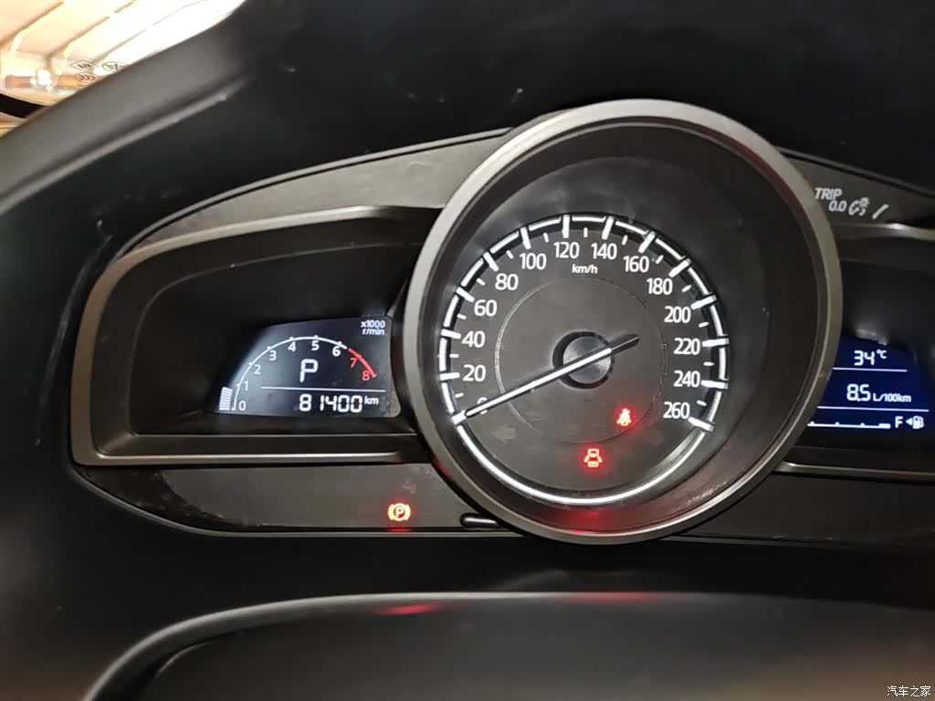 Mazda CX-4, 2018 12