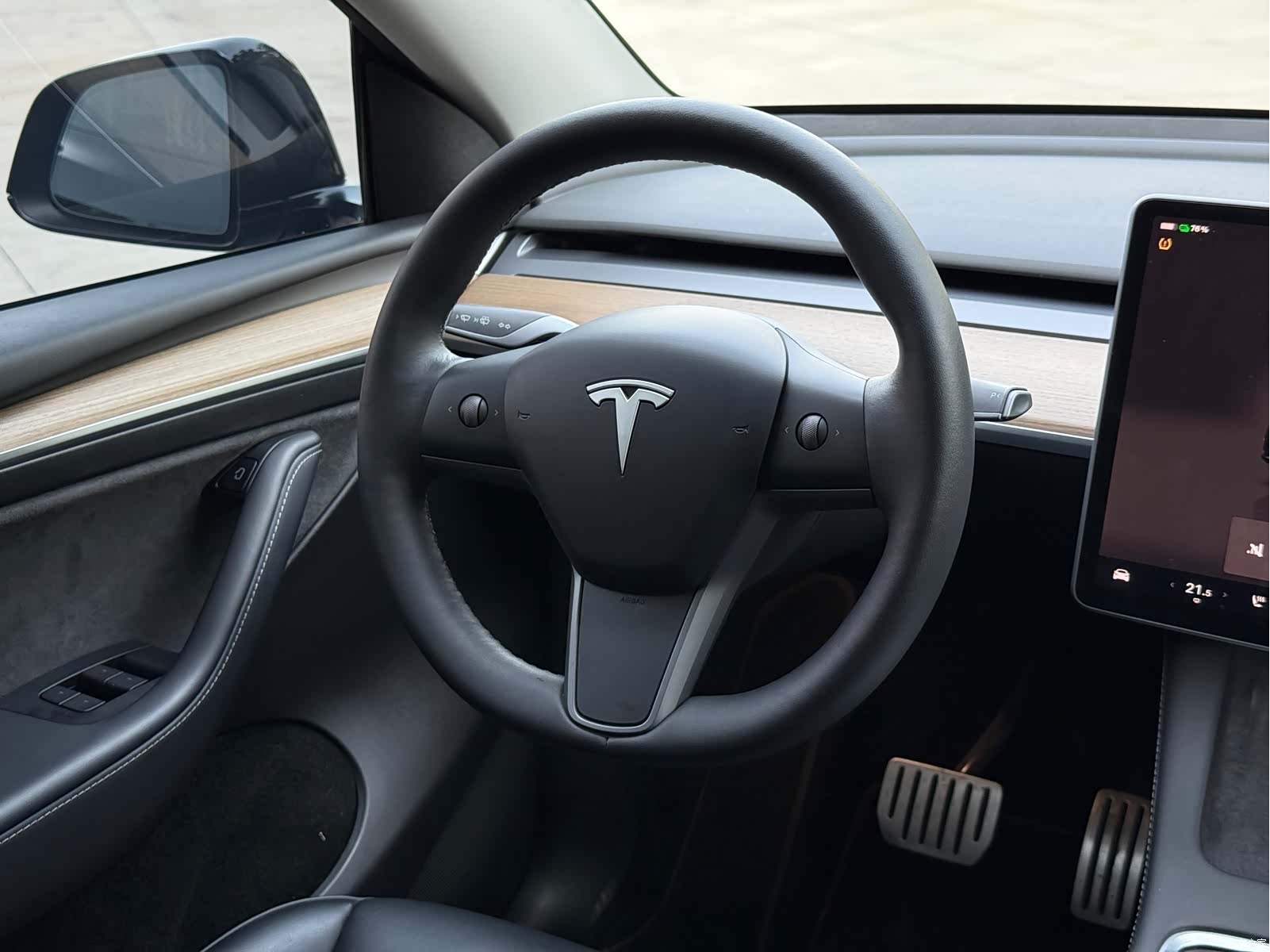Tesla Model Y, 2022 10
