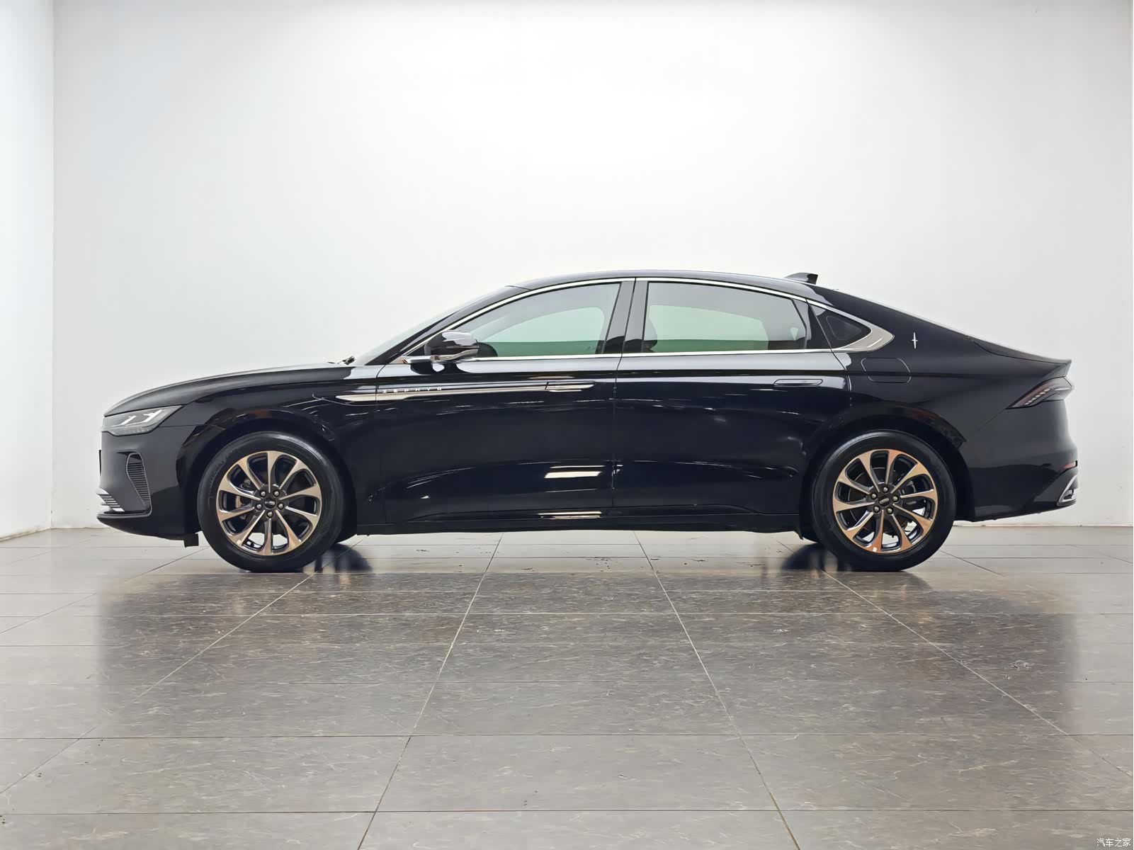 Lincoln Z, 2022 10