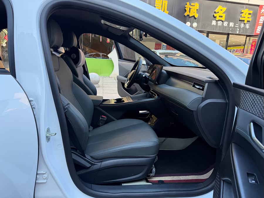 BYD Qin PLUS 2025, фото 6