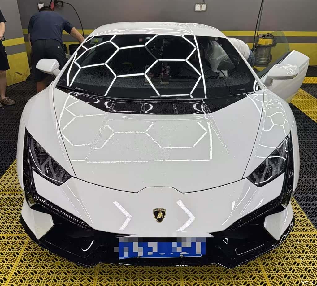 Lamborghini Huracán, 2024 2