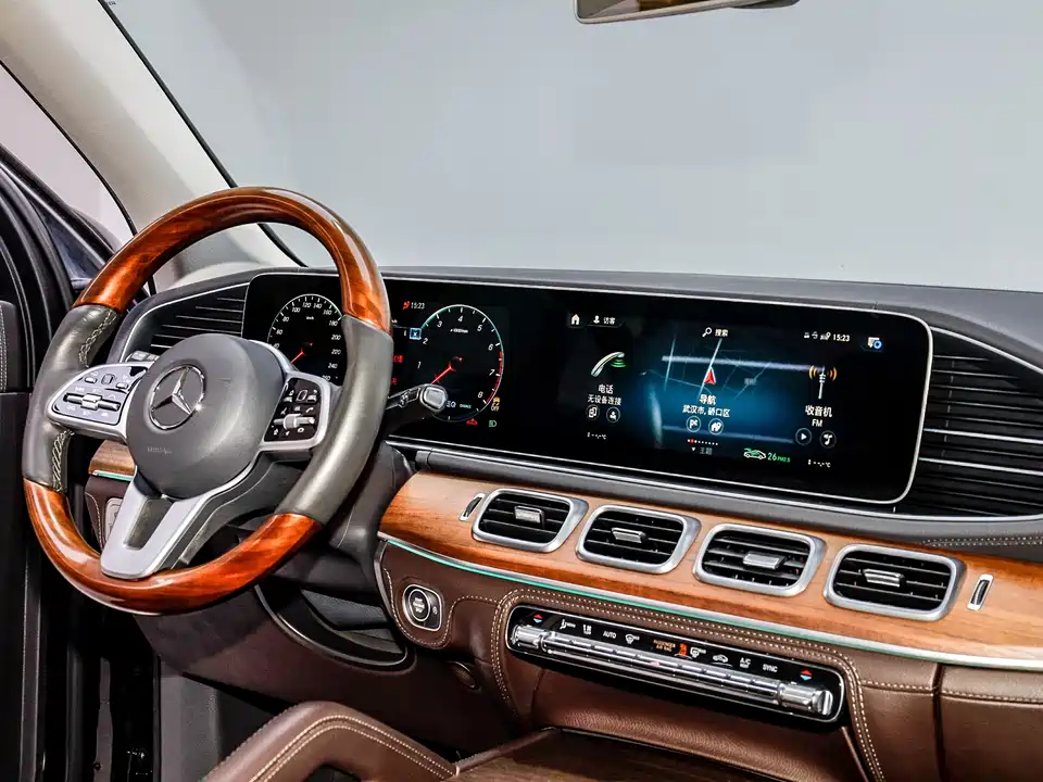 Mercedes-Benz GLS Mercedes-Benz GLS