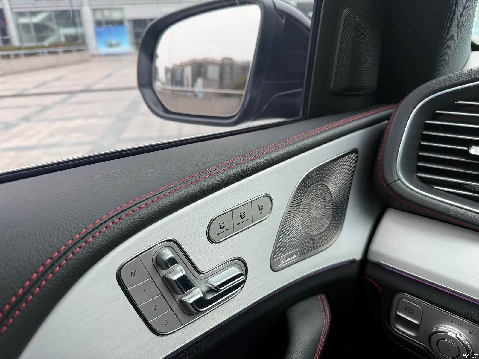 Mercedes-Benz GLE, 2024 8
