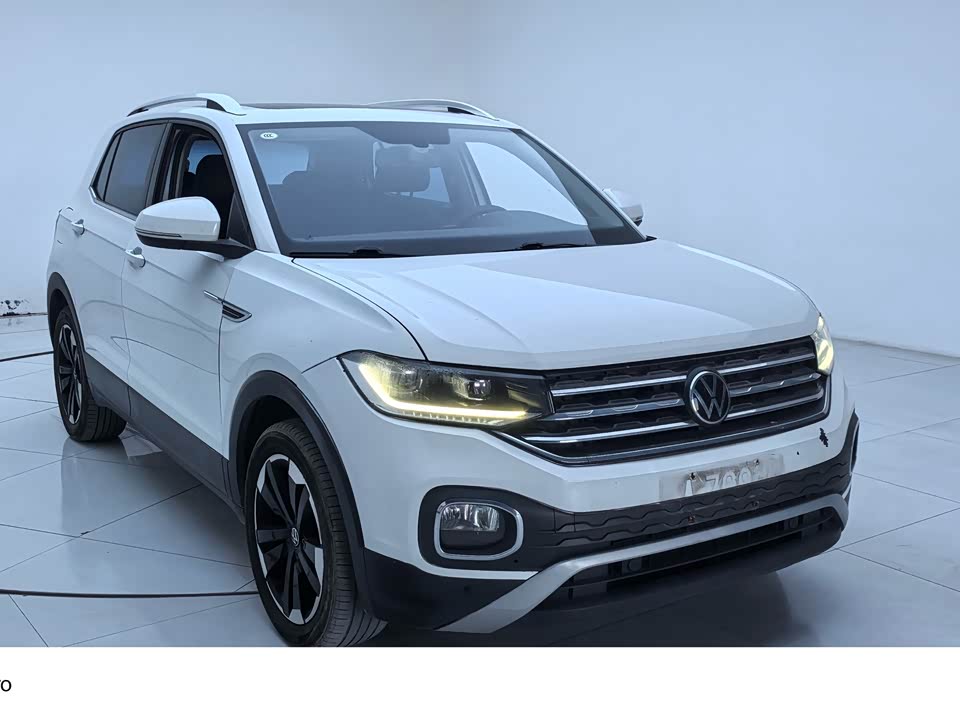 Volkswagen Exploring the shadow